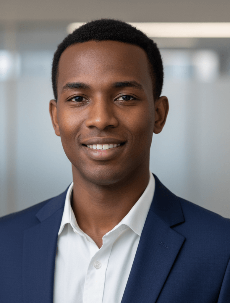 Foto de Domingos Cambongo, Fundador da Zimbotech